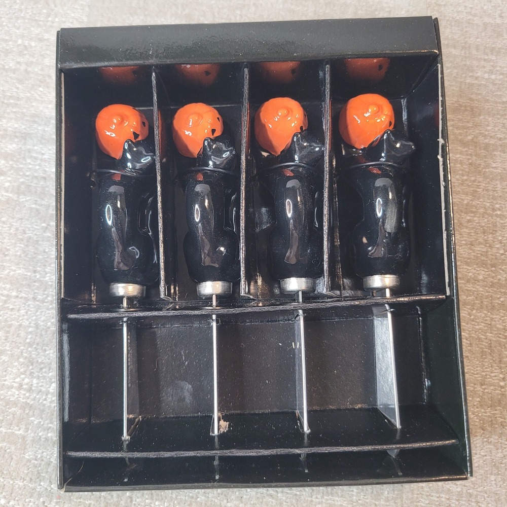 Neiman Marcus Halloween Black Cat Pumpkin Stainless Steel Knife Spreaders RARE